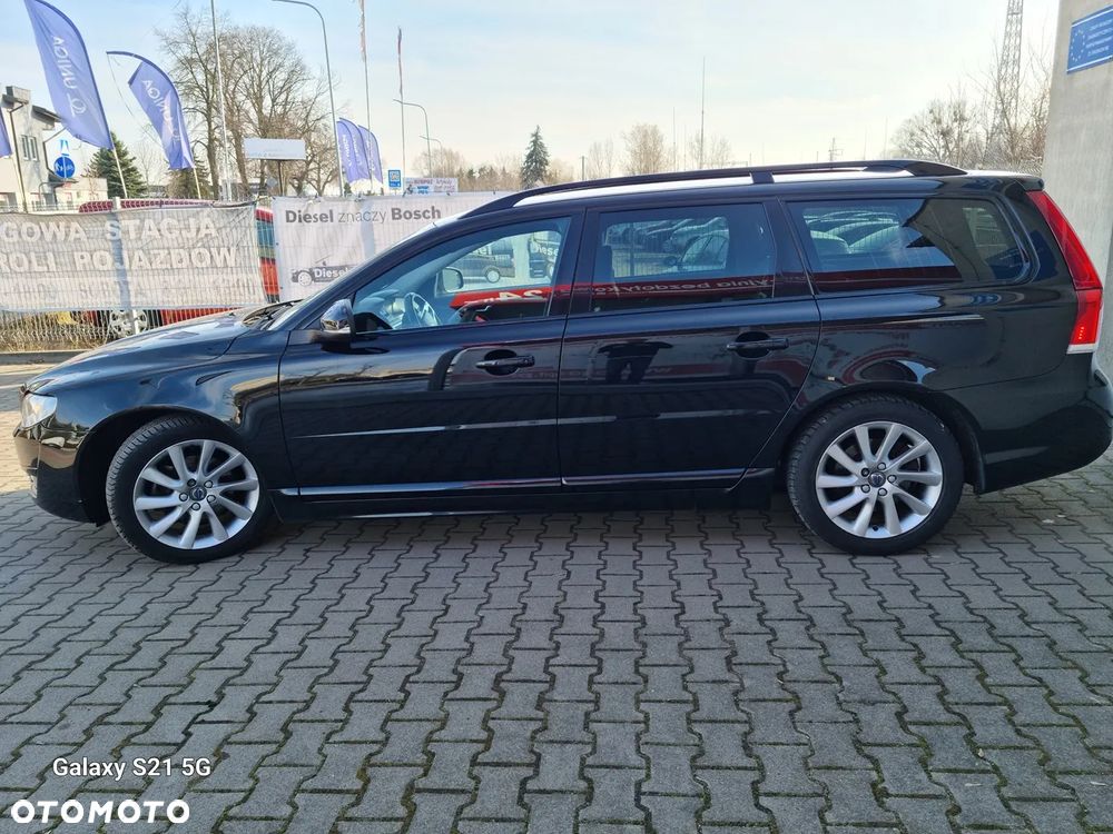 Volvo V70 D3 Momentum - 9