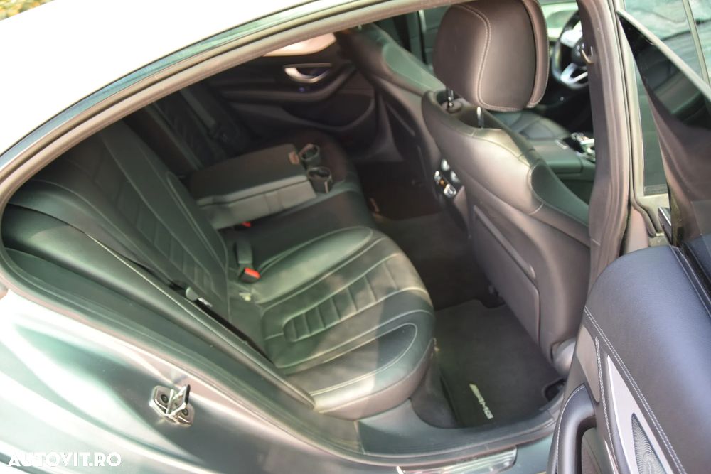 Mercedes-Benz CLS 400 d 4MATIC Aut - 13