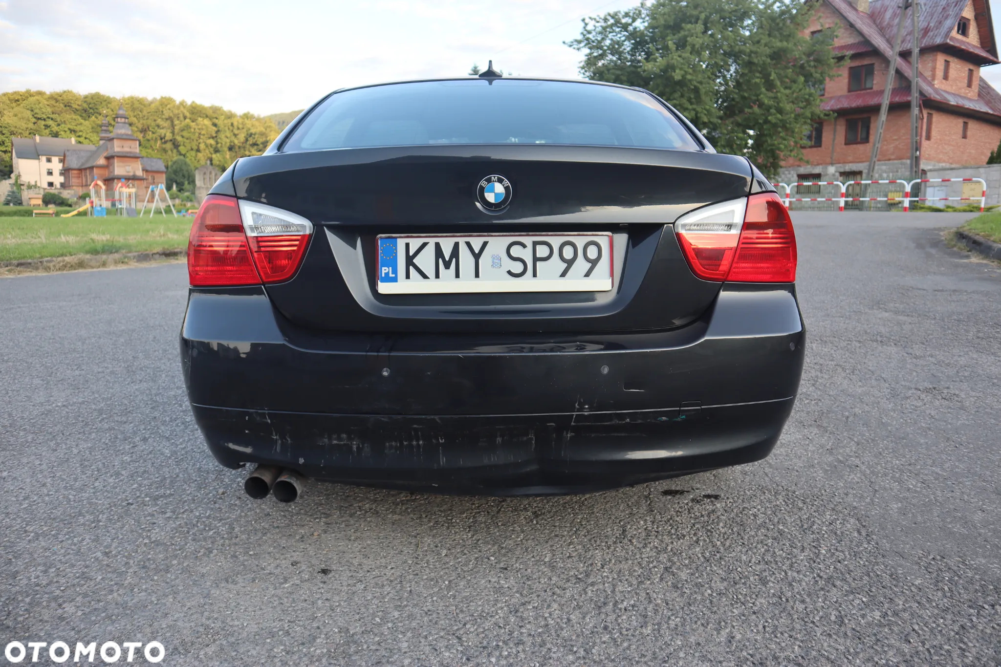 BMW Seria 3 325i - 25