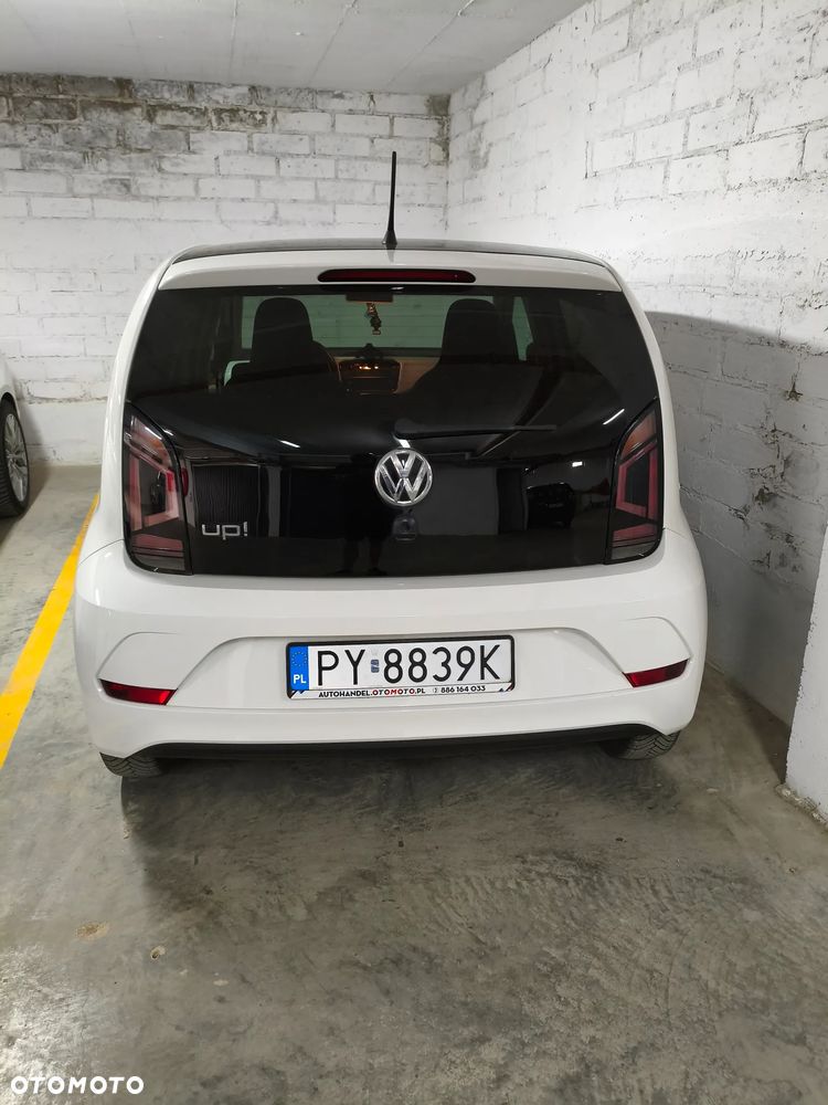 Volkswagen up! 1.0 high - 23