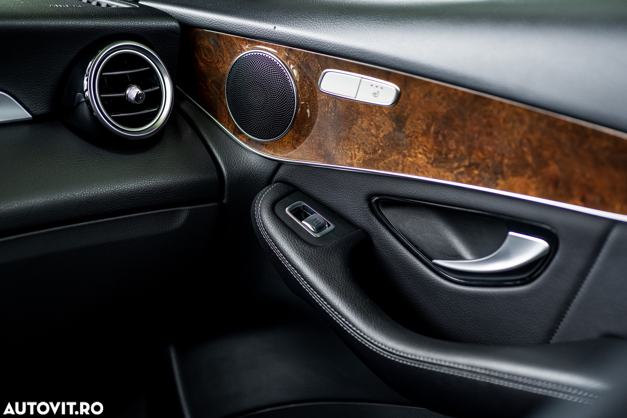 Mercedes-Benz GLC 350 d 4Matic 9G-TRONIC AMG Line - 24