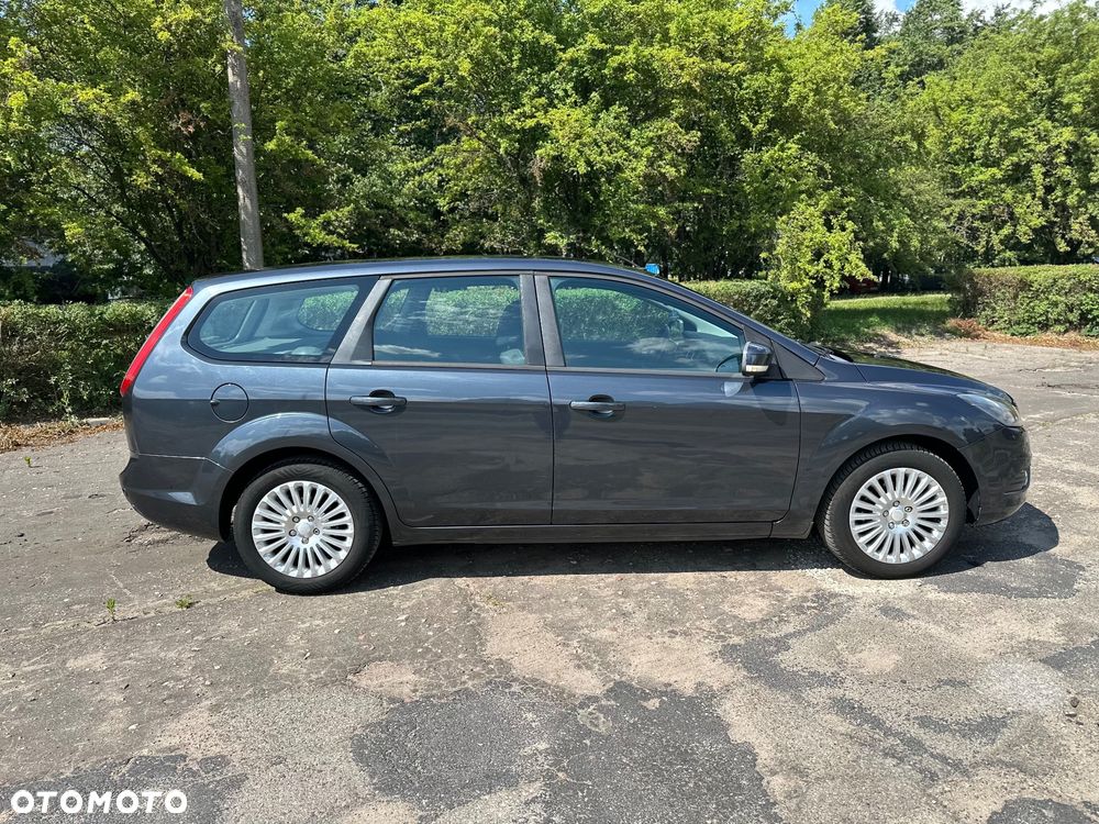 Ford Focus 1.8 Titanium - 10
