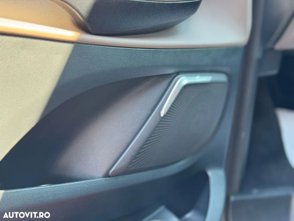 Mercedes-Benz V 300 d Combi Extra-lung 237 CP AWD 9AT - 12