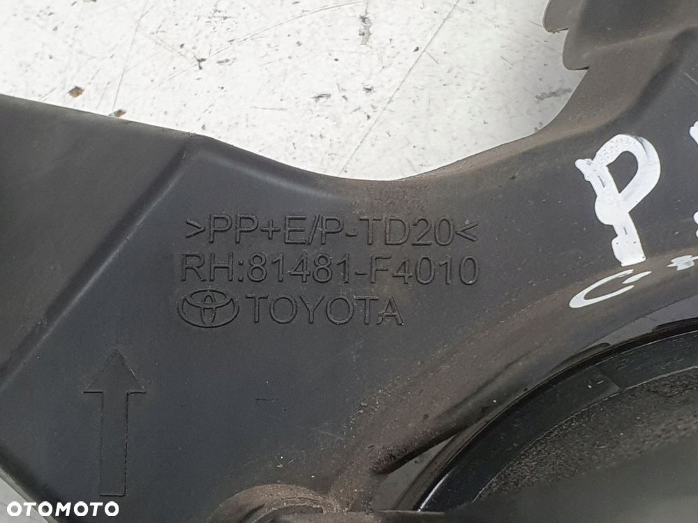 Toyota C-HR CHR PRAWY HALOGEN PRZECIWMGIELNY Ramka 81481-F4010 - 16