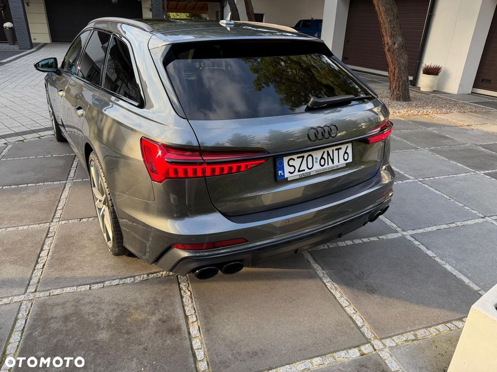 Audi S6 Avant - 24