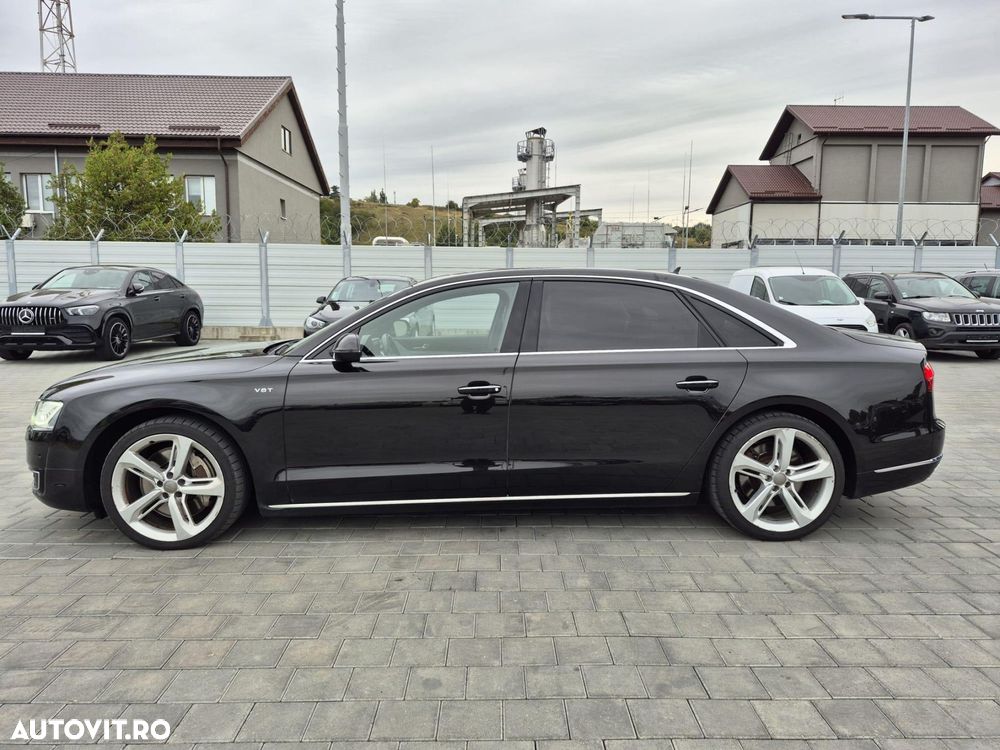 Audi A8 - 2