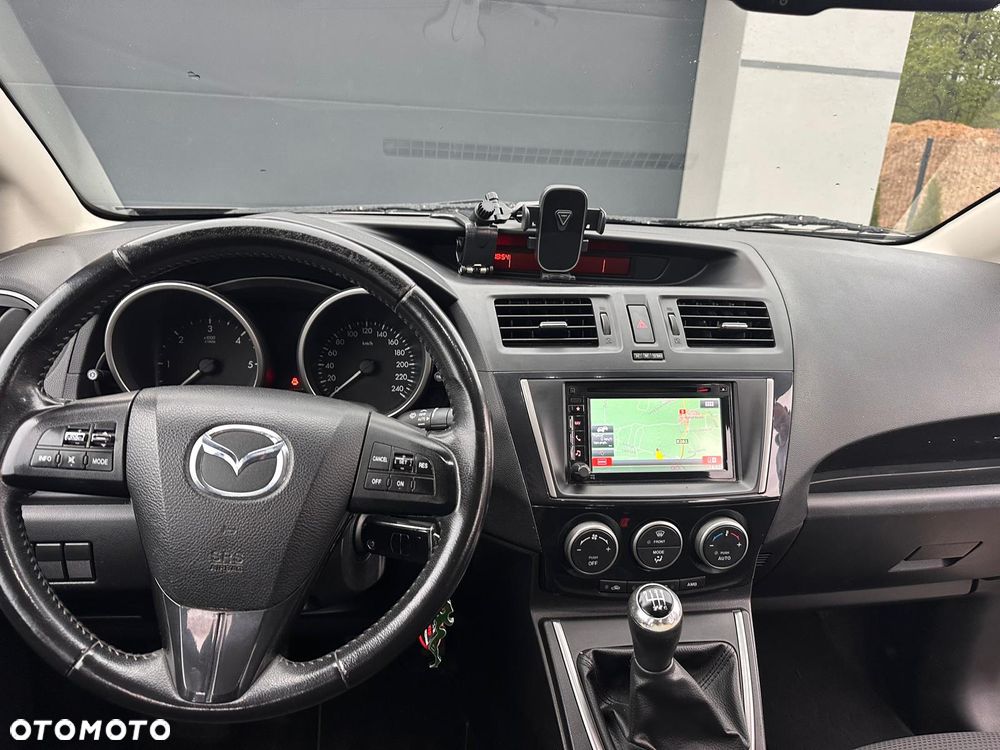 Mazda 5 - 13
