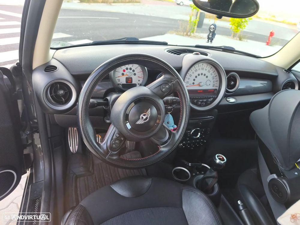 MINI Coupé Cooper S - 8