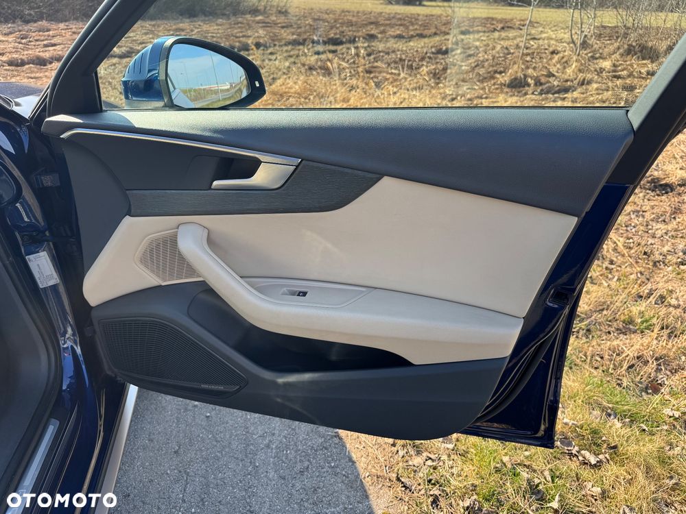 Audi A4 Allroad - 16