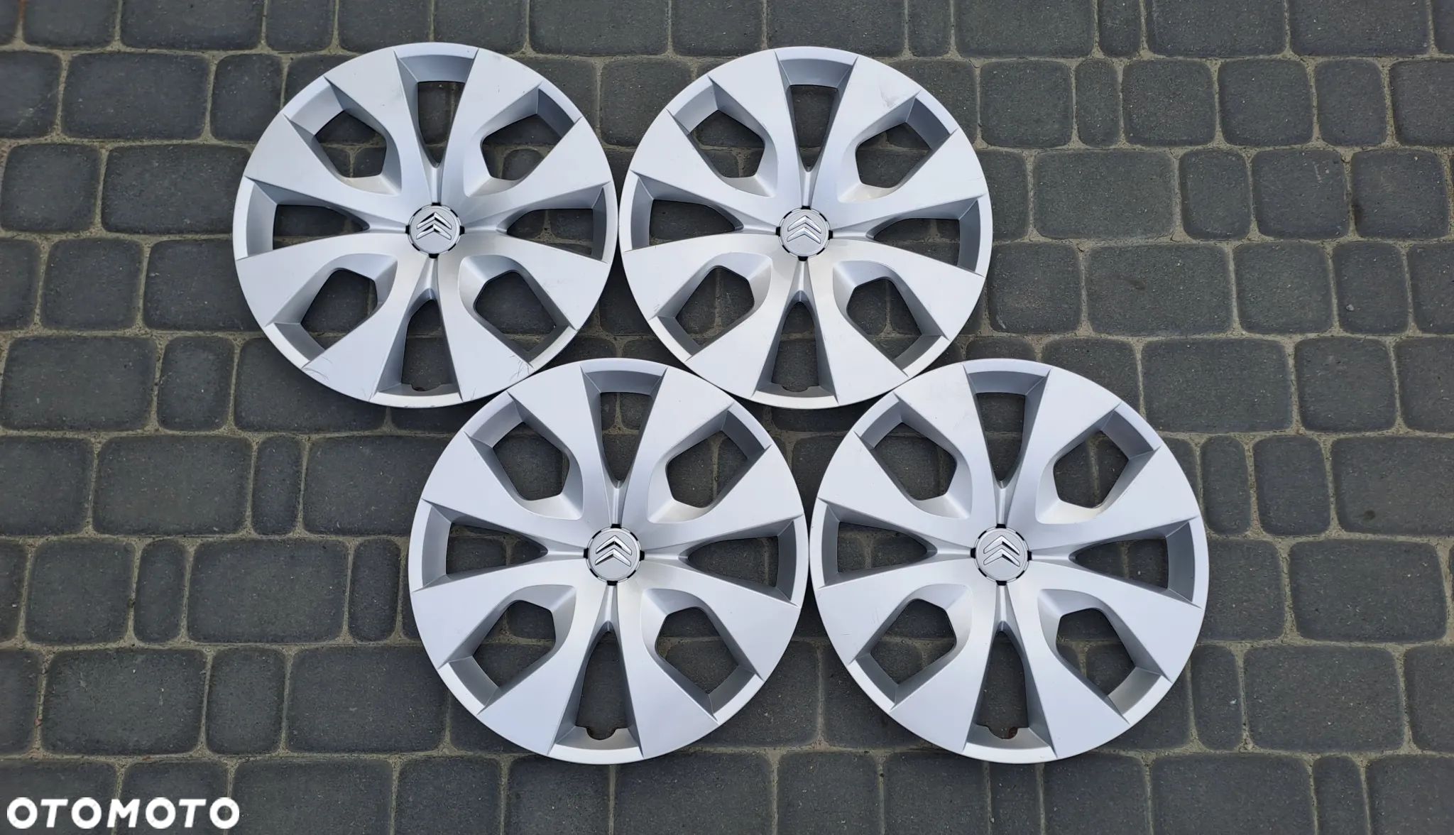 Kołpaki 16 Citroen C3 C4 Cactus 9671537880 - 1