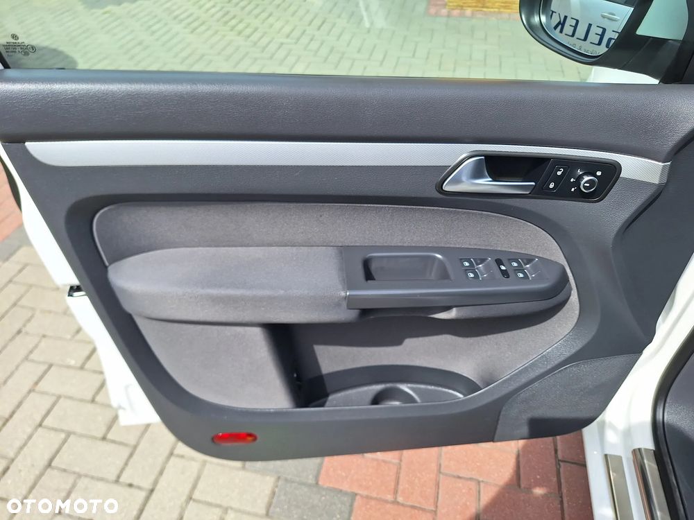 Volkswagen Touran 1.6 TDI DPF Highline - 19