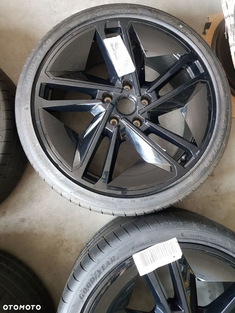 alufelgi 4j3301025m 4j3601025l audi etron rs 11.5' 9.5' 21'' 5x130 et66 60 - 12