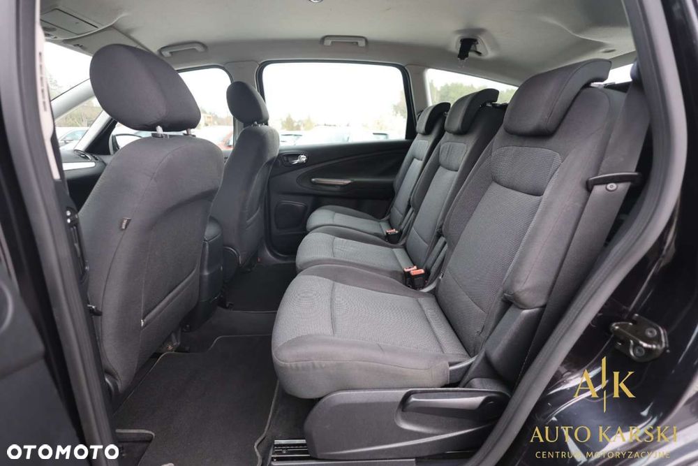 Ford S-Max - 29