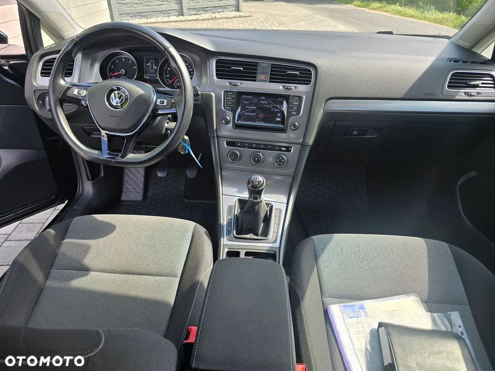 Volkswagen Golf 1.2 TSI BlueMotion Technology Comfortline - 16