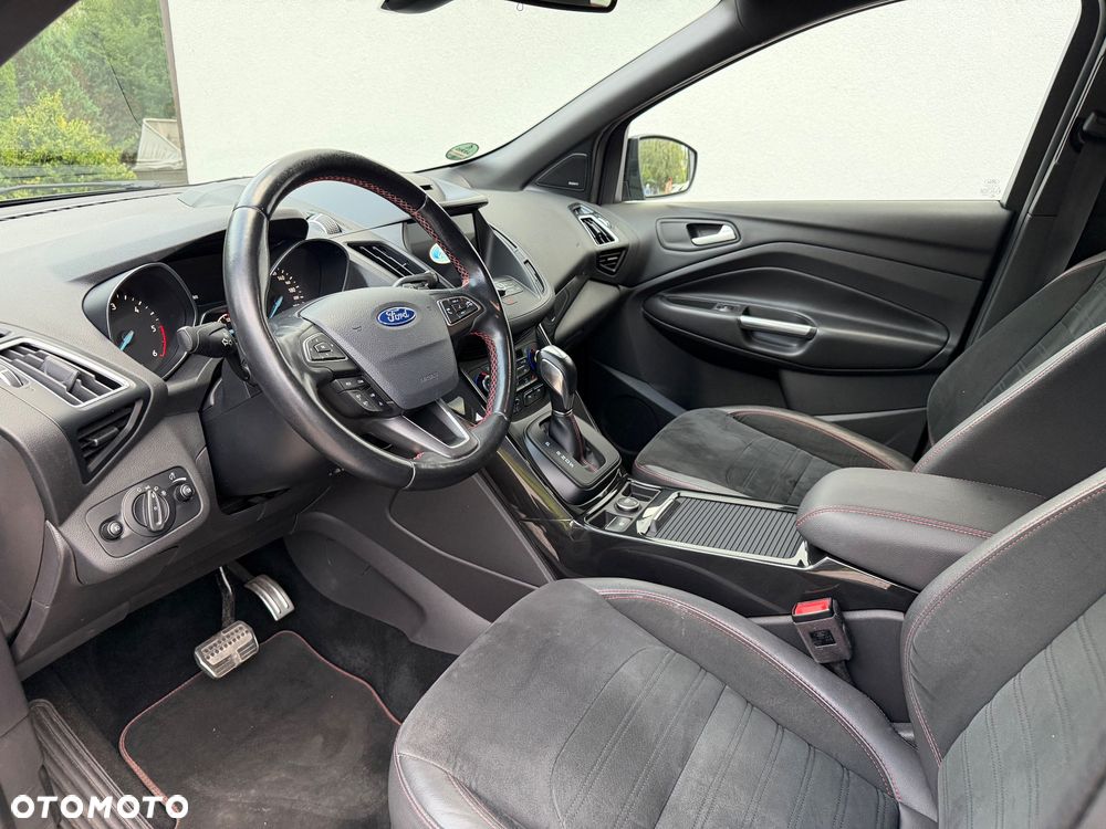 Ford Kuga 2.0 TDCi AWD ST-Line - 27