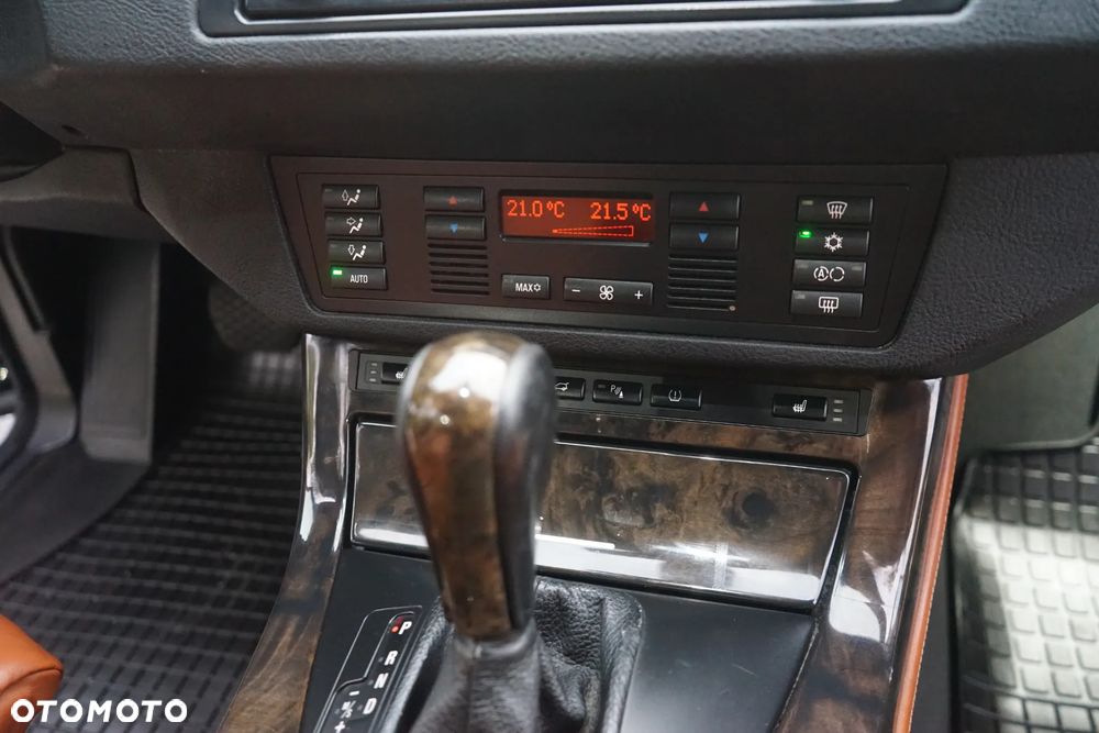 BMW X5 - 24