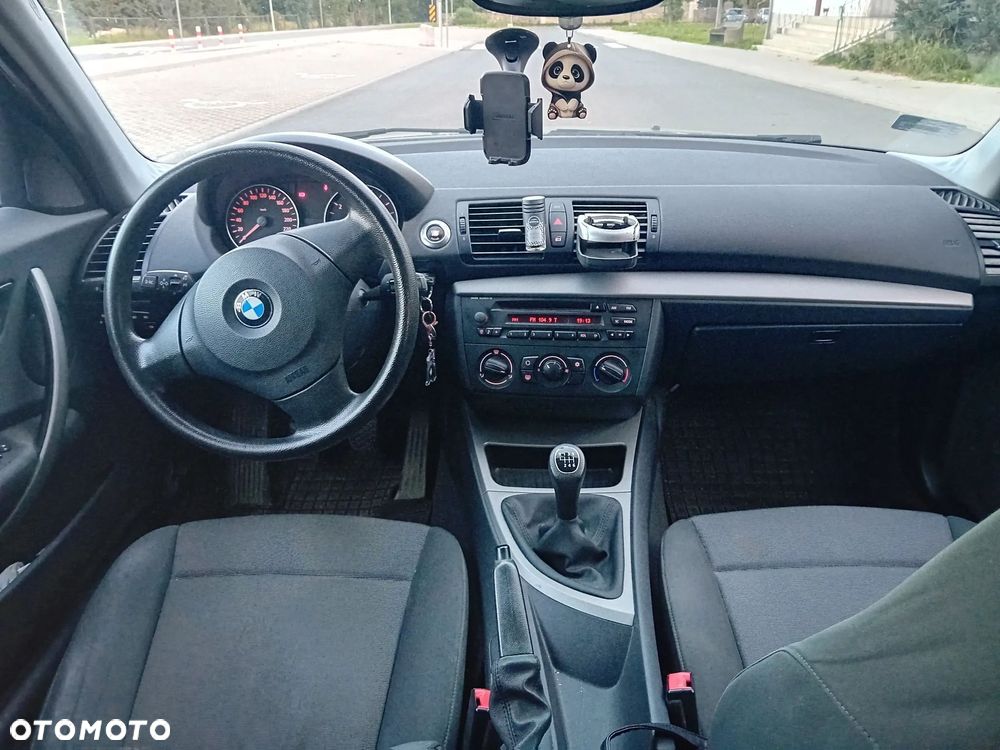 BMW Seria 1 116i - 5