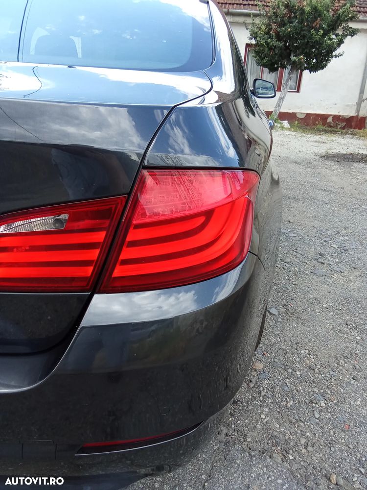 BMW Seria 5 520d Luxury Line - 13