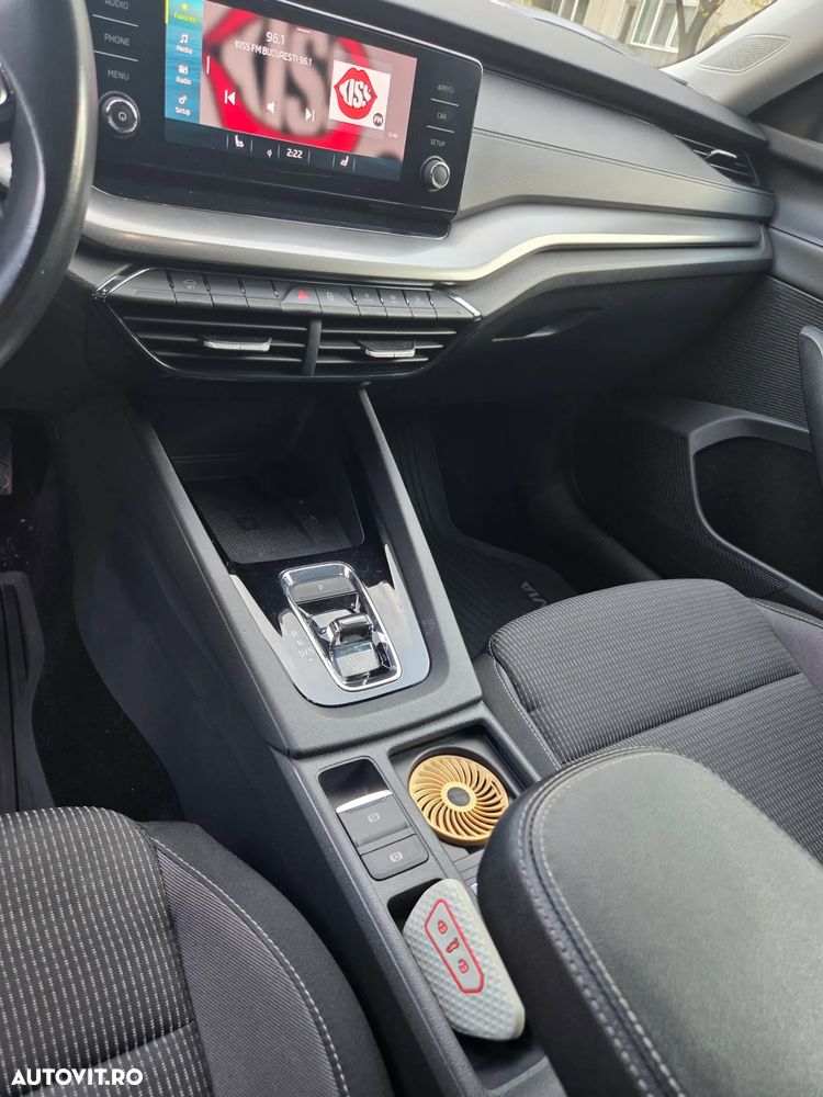 Skoda Octavia 2.0 TDI DSG Ambition - 35