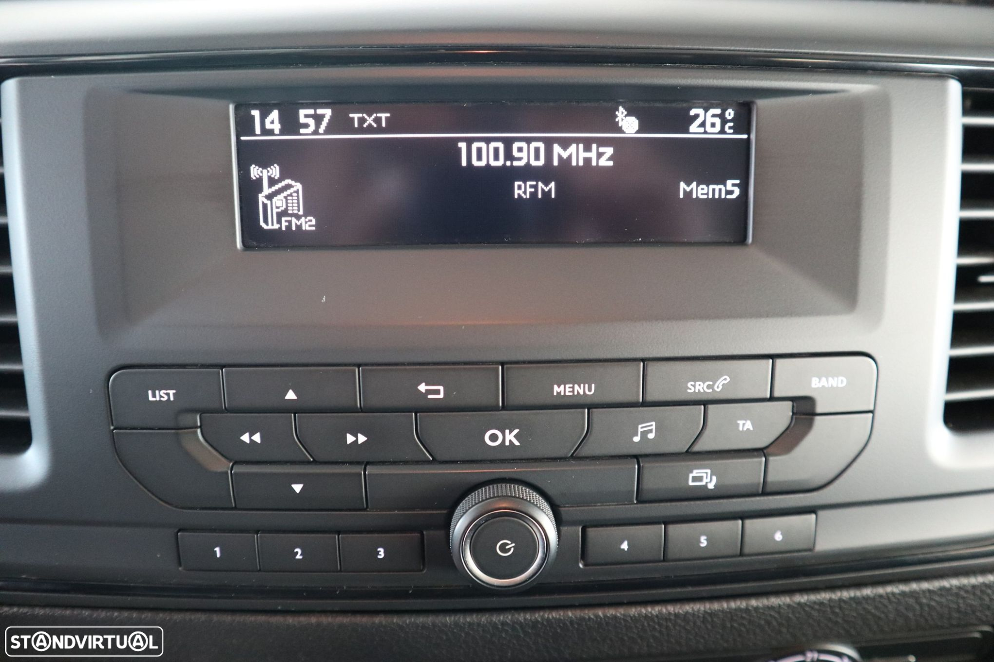Opel Vivaro 1.5 CDTi L3H1 Essentia - 19