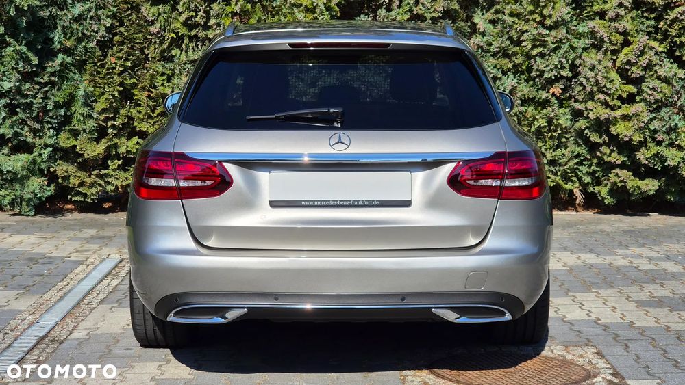 Mercedes-Benz Klasa C 300 d 9G-TRONIC Avantgarde - 10