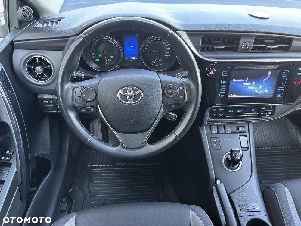 Toyota Auris Hybrid 135 Premium - 10