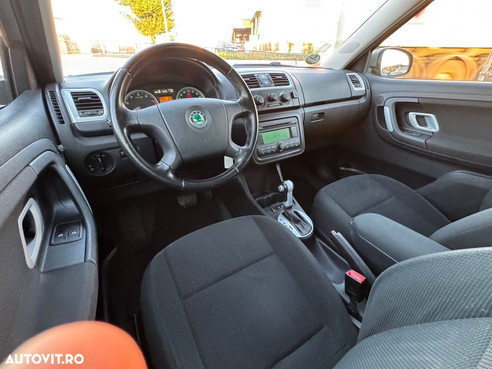 Skoda Fabia 1.6 16V Combi Tiptronic Elegance - 14