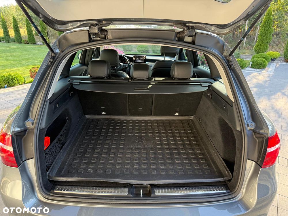 Mercedes-Benz GLC - 28