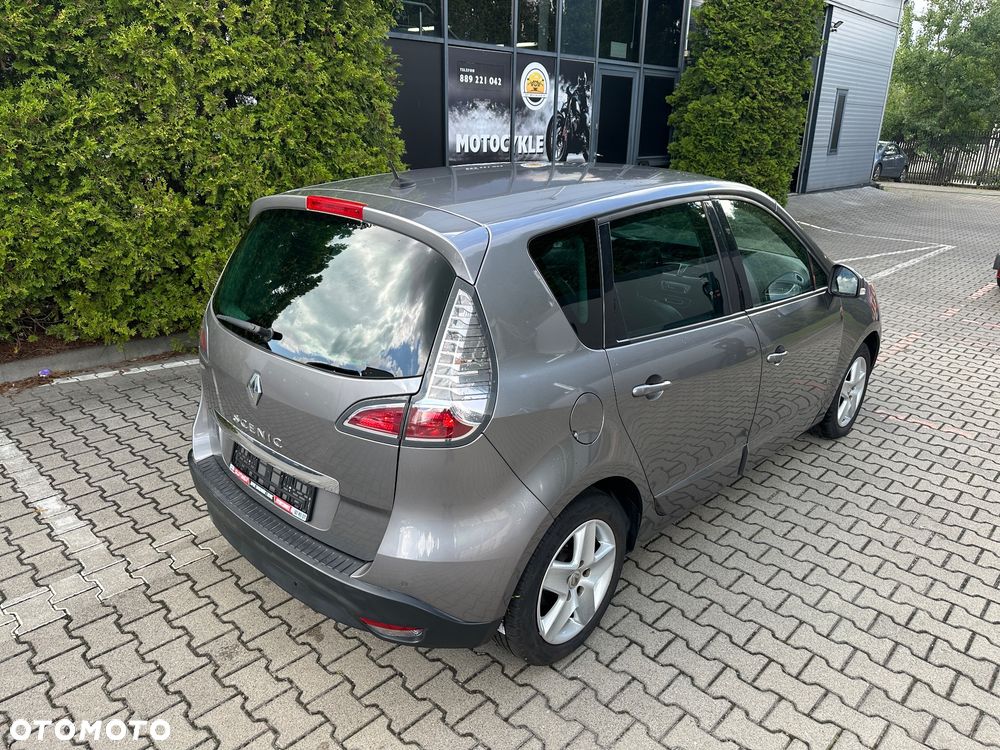 Renault Scenic 1.6 16V 110 Dynamique - 4