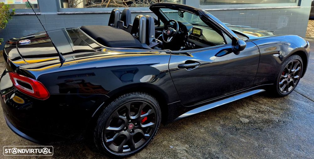 Fiat 124 Spider 1.4 T Multiair Lusso Europa Limited - 23
