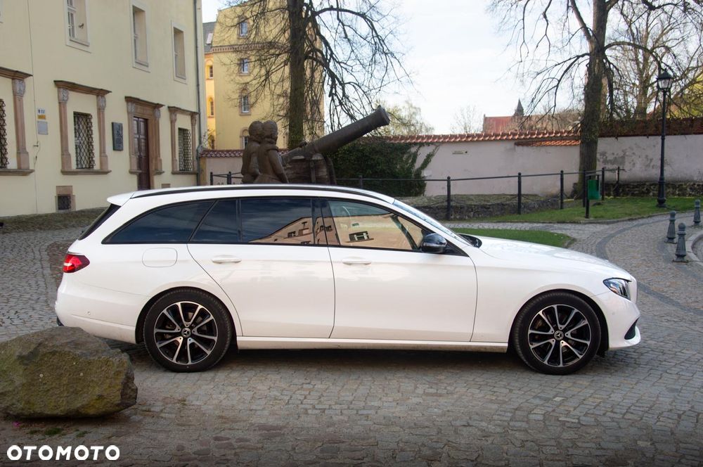 Mercedes-Benz Klasa E - 20