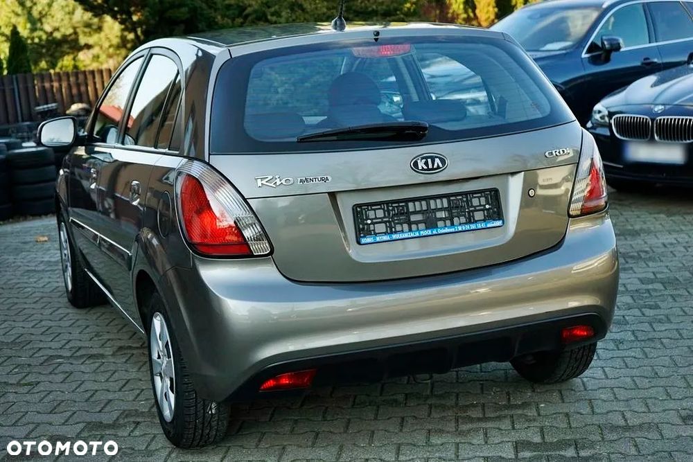 Kia Rio - 4