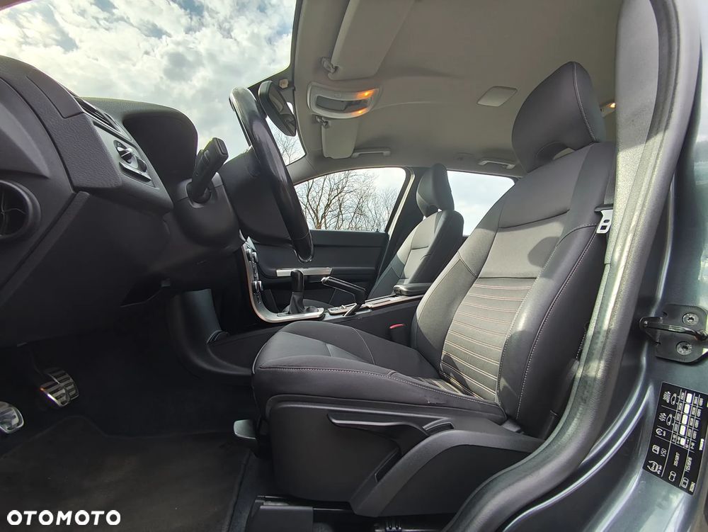 Volvo V50 DPF D2 Business Edition - 25