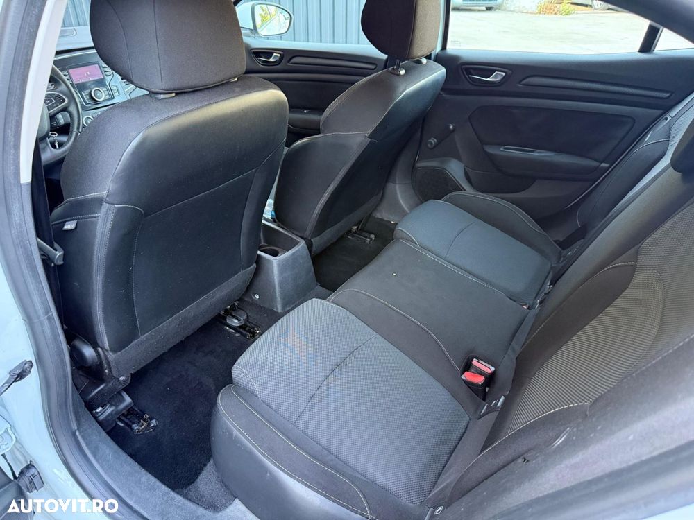 Renault Megane - 7