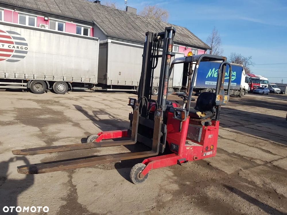 Moffett M4 20.1 2000kg - 1