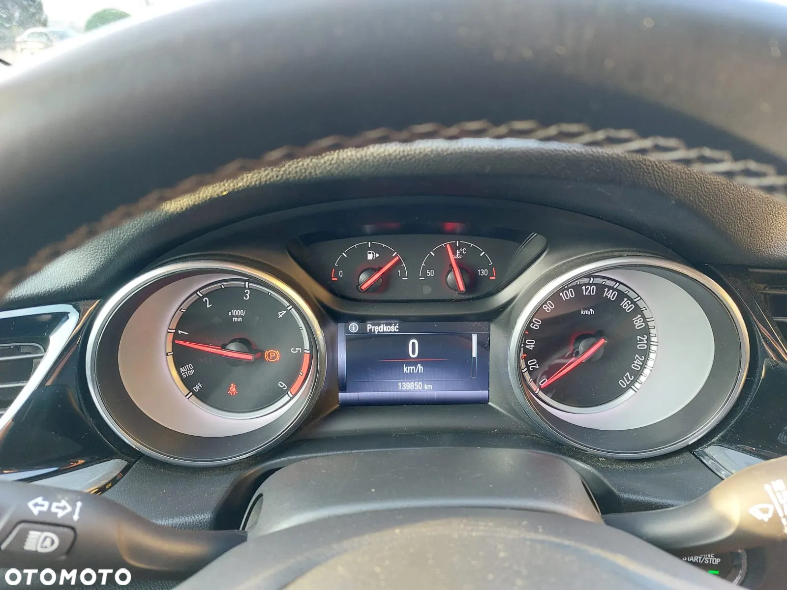 Opel Insignia - 12
