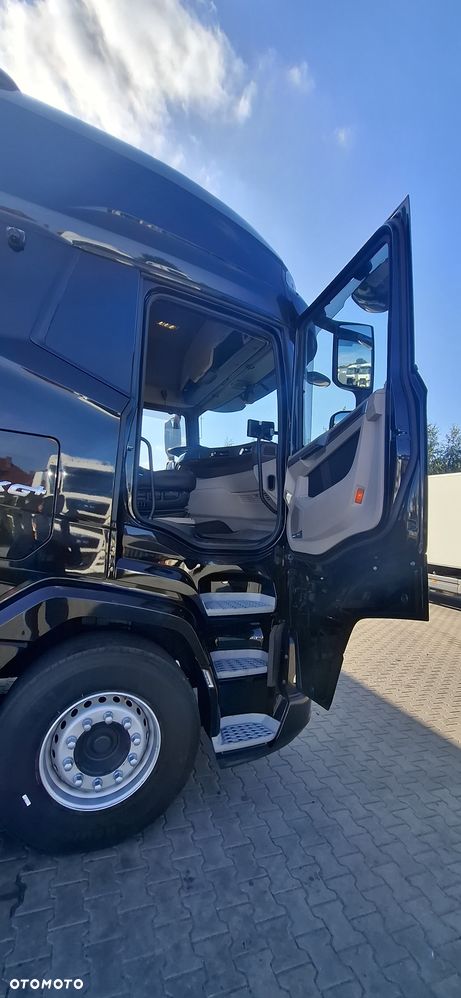 DAF XG+ - 18