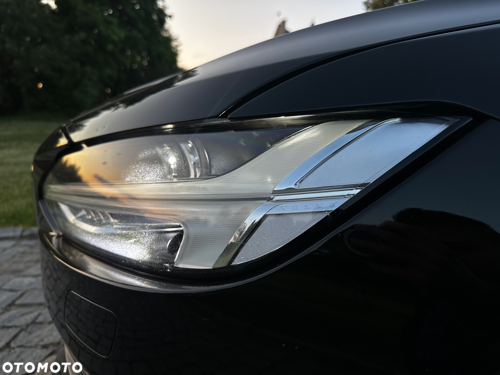Volvo V90 D5 AWD Momentum - 6