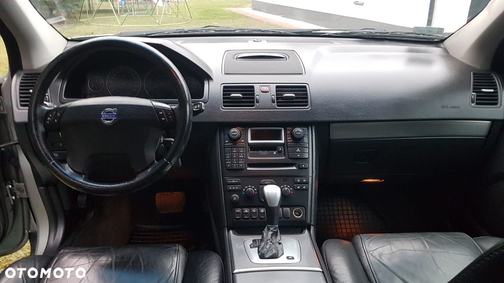 Volvo XC 90 2.4 D5 - 6