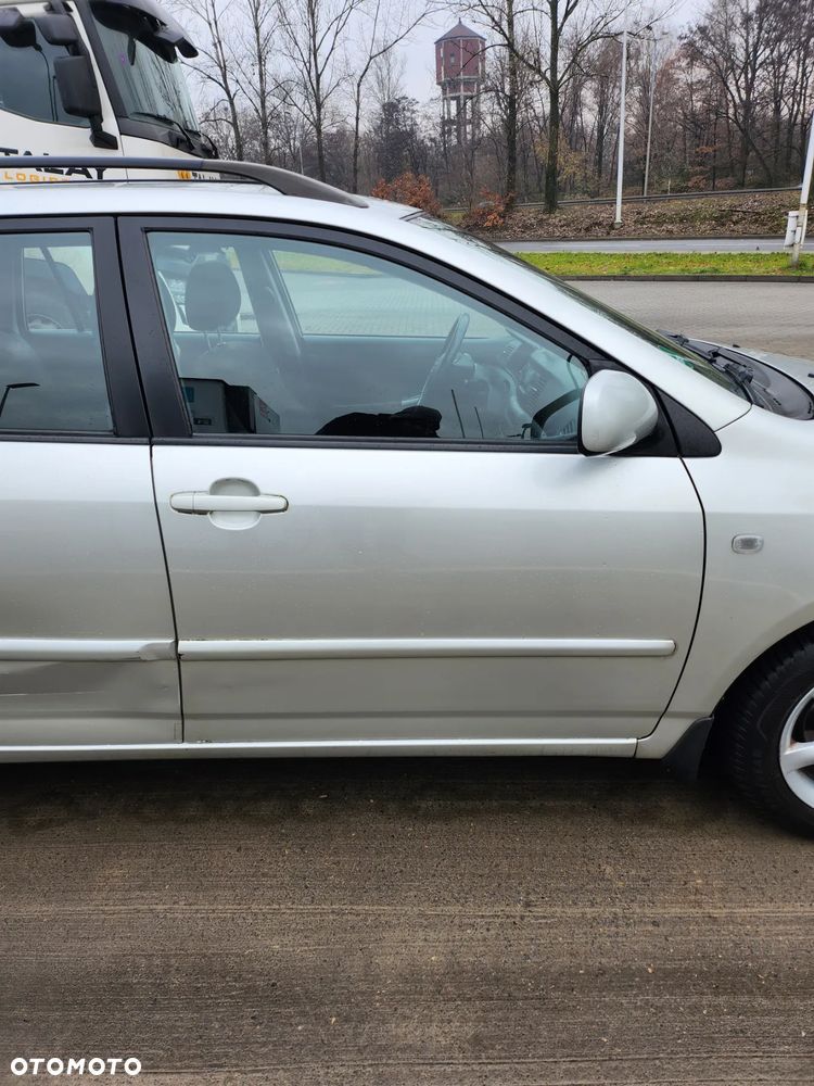 Toyota Corolla 1.6 VVT-i Sol (air6) - 24