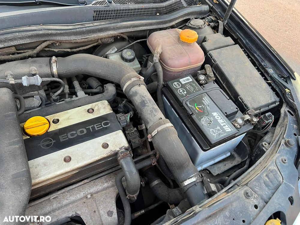 Opel Astra 2.0 Turbo Sport - 4