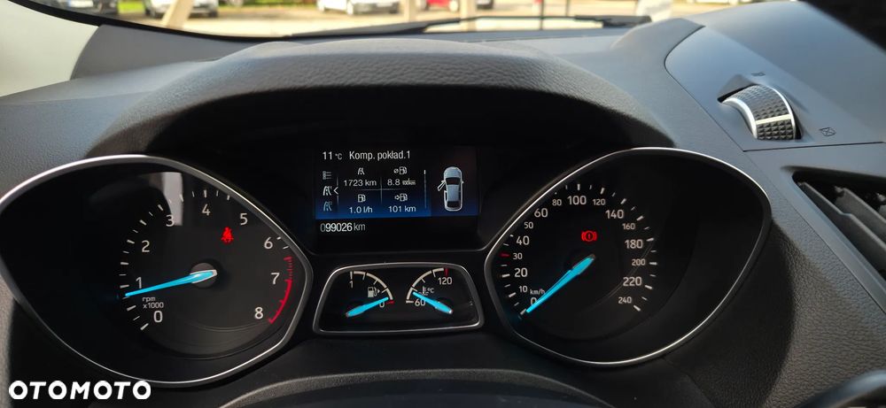 Ford Kuga 1.5 EcoBoost 2x4 Titanium - 27