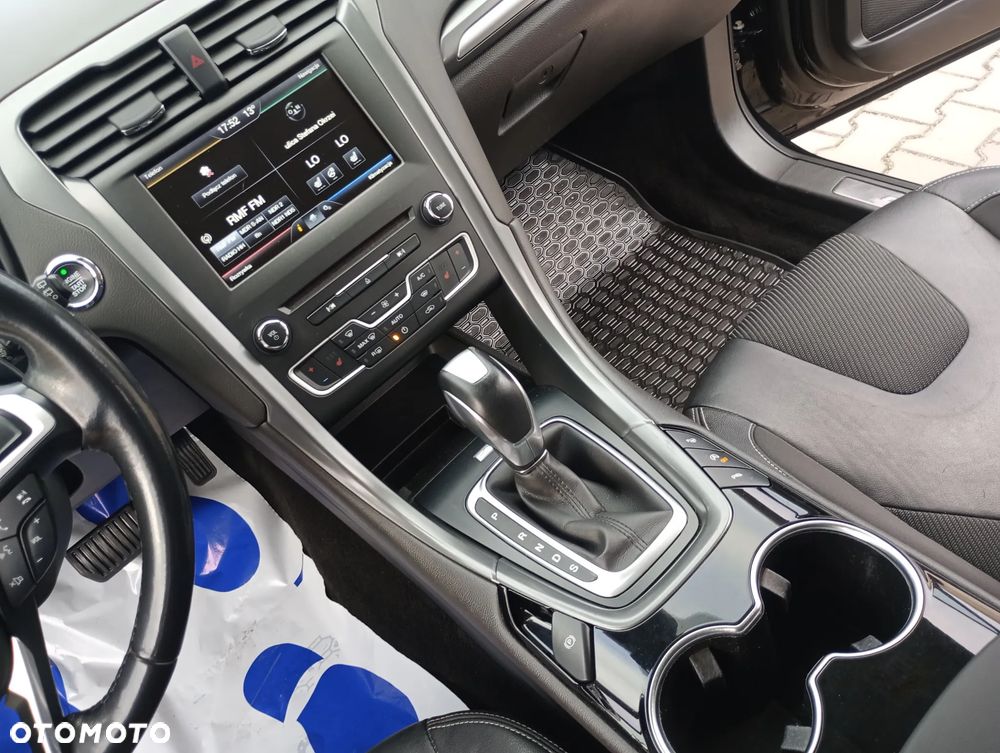 Ford Mondeo 2.0 TDCi Titanium PowerShift - 31
