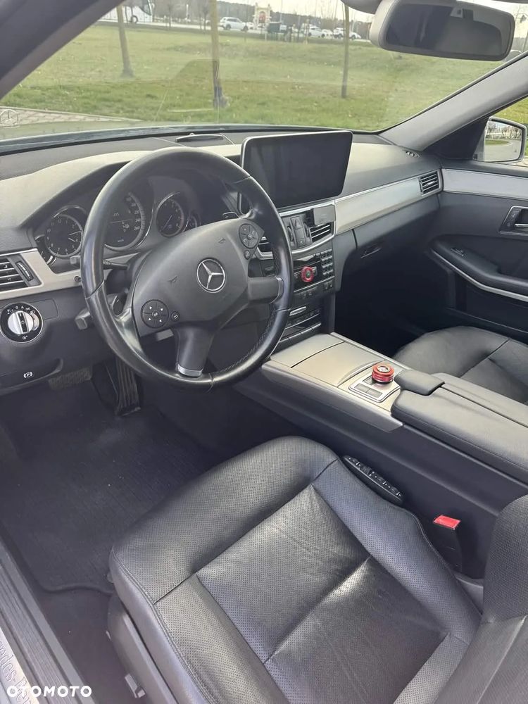 Mercedes-Benz Klasa E 350 CGI BlueEffICIENCY Avantgarde - 8