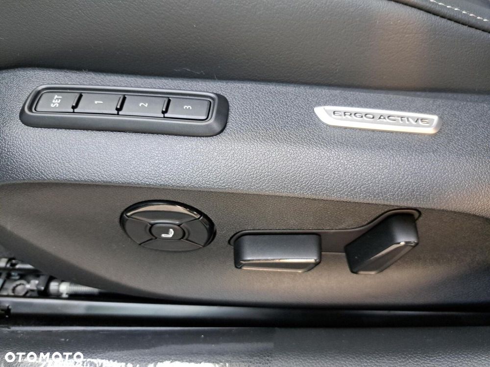 Volkswagen Passat Variant - 24