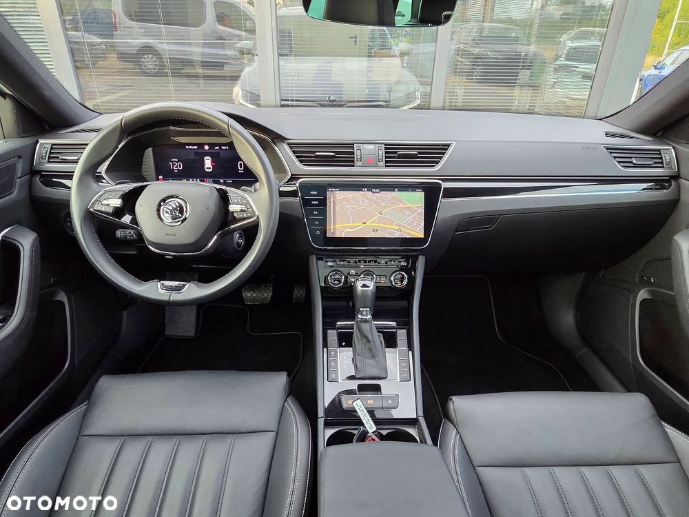 Skoda Superb 2.0 TDI SCR L&K DSG - 33