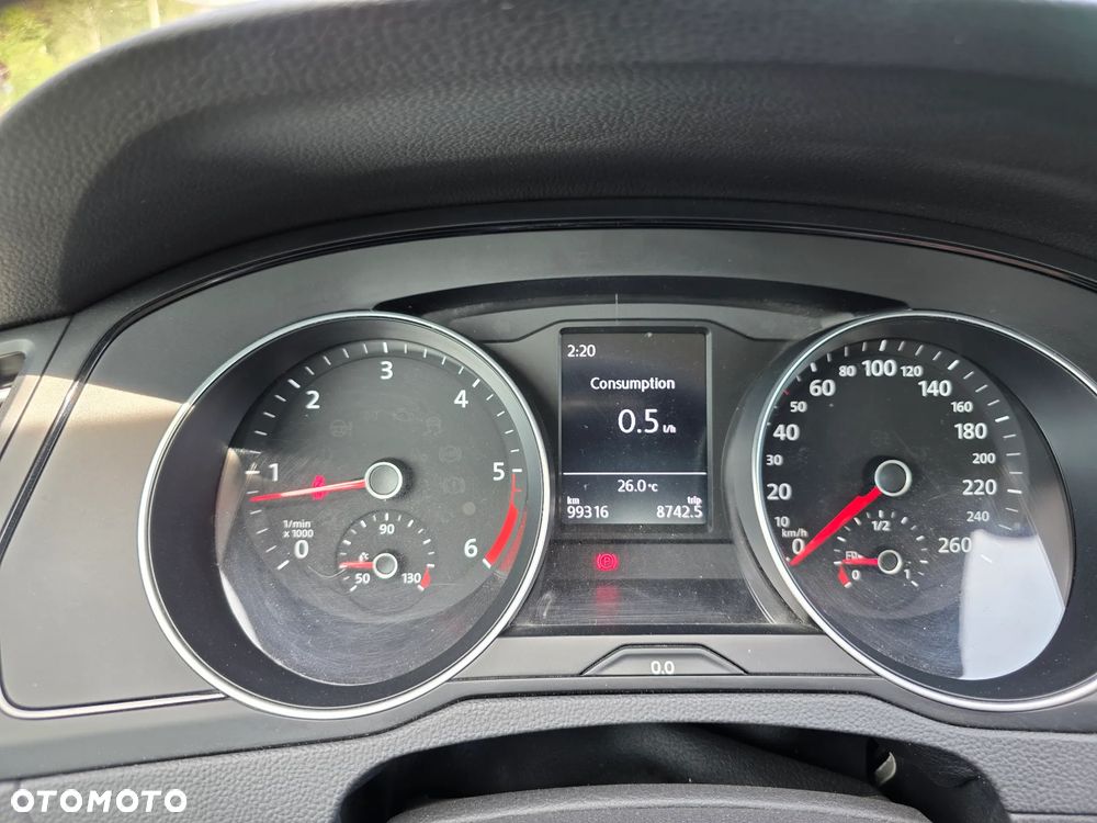 Volkswagen Passat 2.0 TDI BMT Comfortline - 13