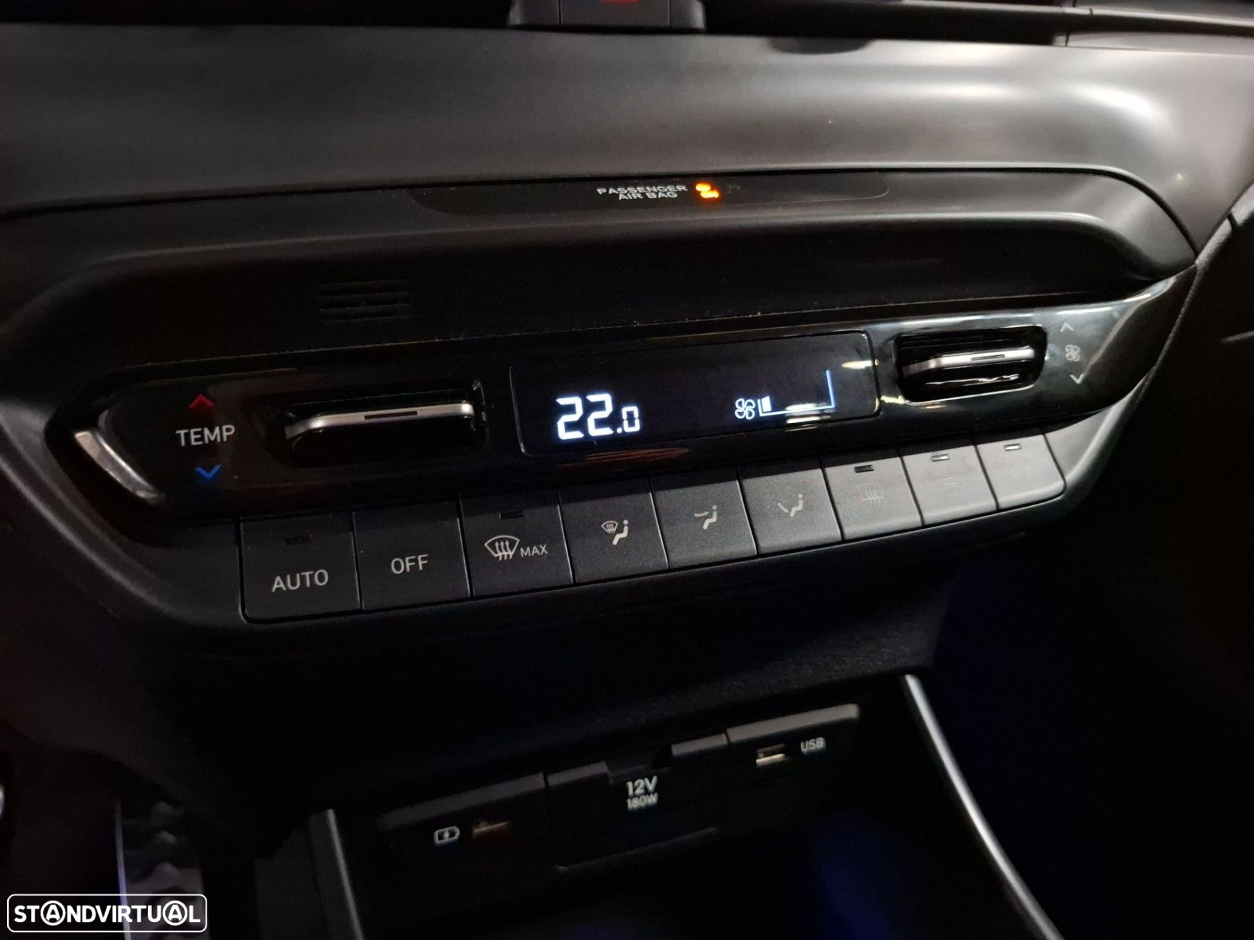 Hyundai Bayon 1.0 T-GDI Premium - 18