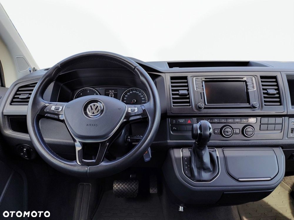 Volkswagen Multivan 2.0 TDI L1 Trendline DSG - 17