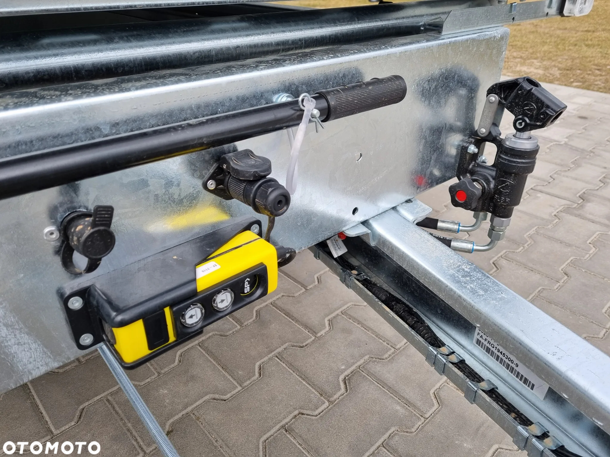 Humbaur HTK 3500.37 - 12